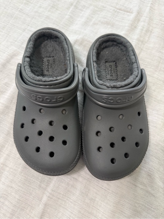 CROCS Other - CROCS Kids' Lined Clog - Dark Gray